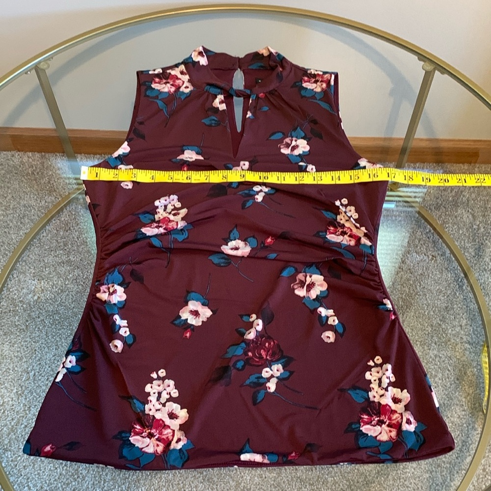 White House Black Market Sleeveless Floral Top Size S - Picture 10 of 16